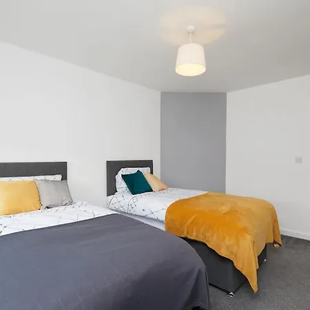 2 Bed Derby House - Parking - Rolls Royce & City Centre Exterior photo