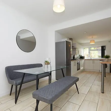2 Bed Derby House - Parking - Rolls Royce & City Centre Exterior photo