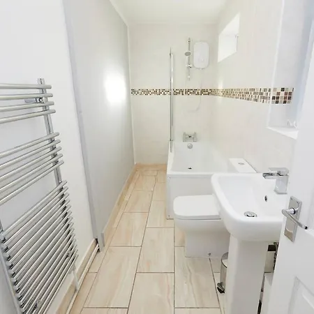 2 Bed Derby House - Parking - Rolls Royce & City Centre Exterior photo