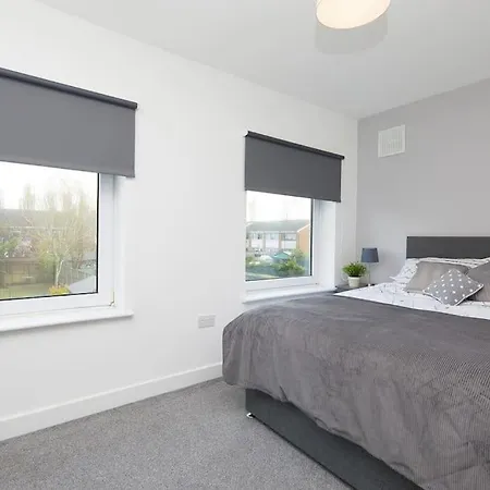 2 Bed Derby House - Parking - Rolls Royce & City Centre Exterior photo